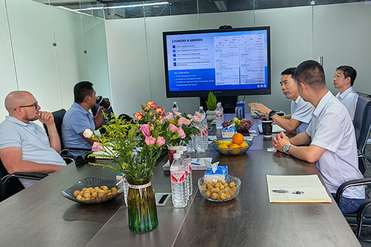 Ullamcorper Dignissim TinciduntStrengthening the Global Business Strategy: Safecloud Energy Welcomes Overseas CooperationUllamcorper Dignissim Tincidunt 1 - Custom Lithium Battery manufacturer since 2007 Energy storage battery solutions