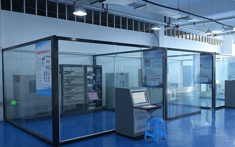 Safecloud Battery R&D Laboratory Engineers